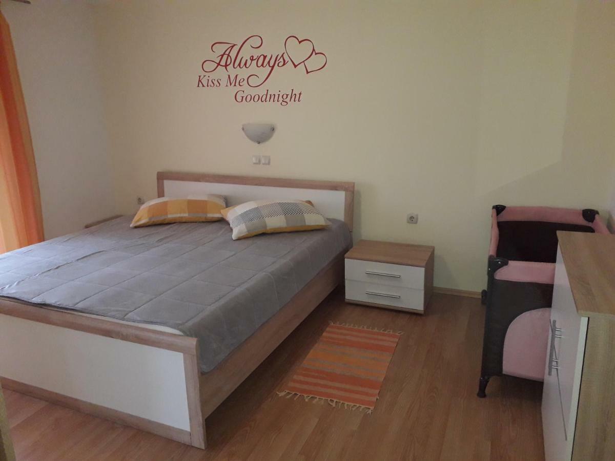Apartments Rajka Lopar Εξωτερικό φωτογραφία